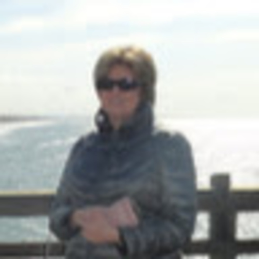 Meet your Posher, Suzanne